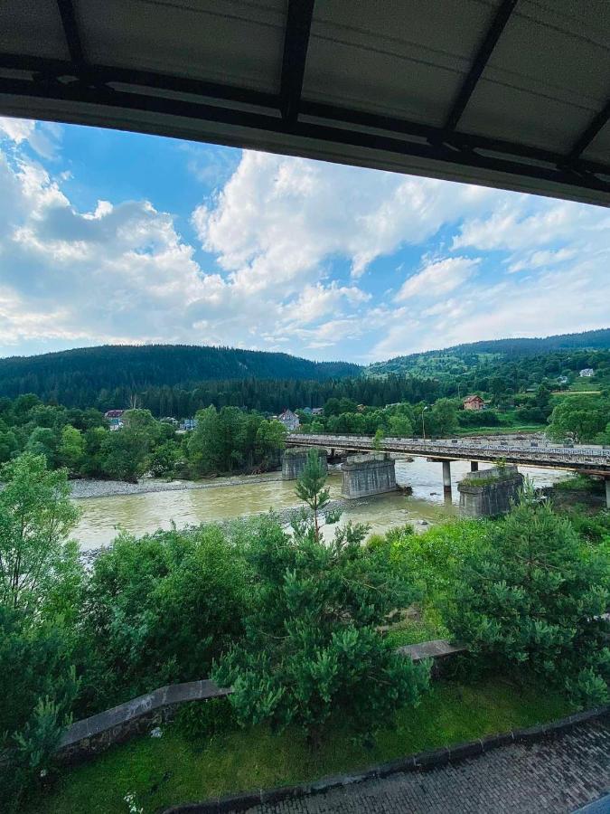 Gerdan Hotel Yaremche Exterior foto