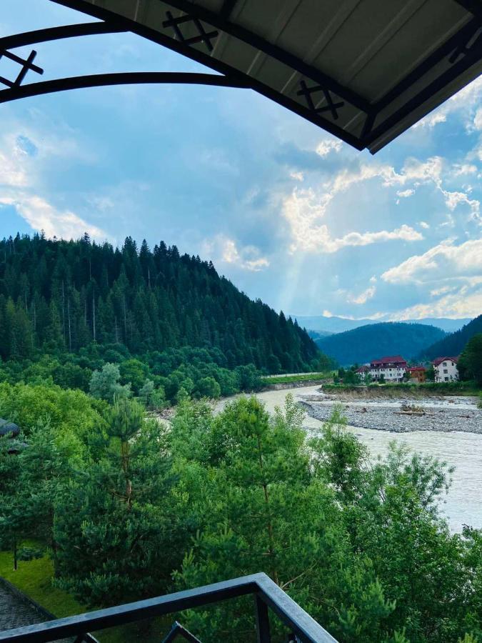 Gerdan Hotel Yaremche Exterior foto
